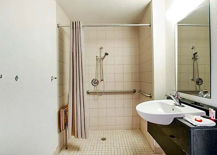 Regency Hotel 2*